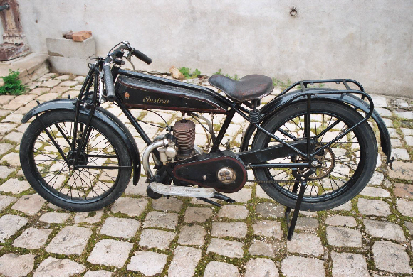 Motocyclette Austral 175cc Type C27 modèle Sport