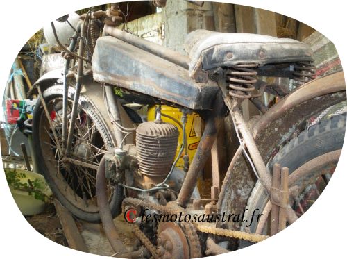 Motocyclette Austral Type GT-26 Modèle Sport