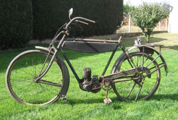 Vélomoteur Austral Type A24 moteur Poinsard et Sivigny n° 2